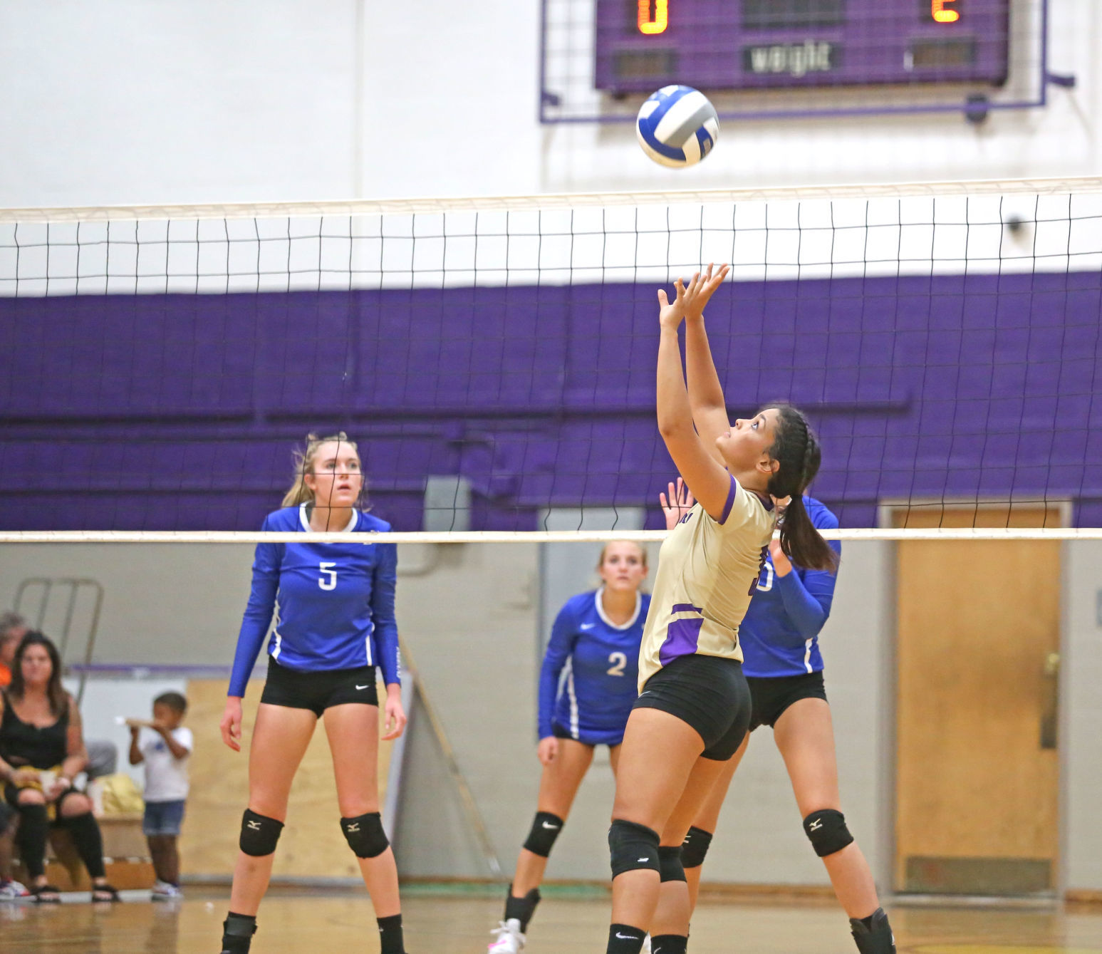 WHS vs FDHS volleyball